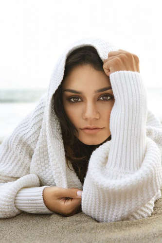 i313094095_89411_5 - o - Vanessa Hudgens - o