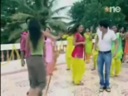 dilmilgaye-24thjune-hqsonyfan280-141 - DMG - Gore Gore Se Chore