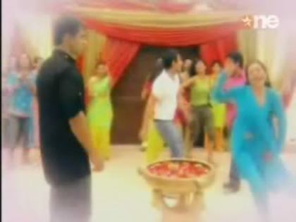 dilmilgaye-24thjune-hqsonyfan280-150 - DMG - Gore Gore Se Chore