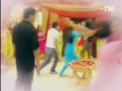 dilmilgaye-24thjune-hqsonyfan280-151 - DMG - Gore Gore Se Chore