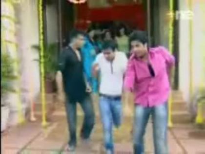 dilmilgaye-24thjune-hqsonyfan280-98 - DMG - Gore Gore Se Chore