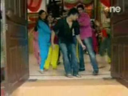 dilmilgaye-24thjune-hqsonyfan280-99 - DMG - Gore Gore Se Chore