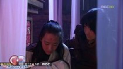 42357826_LQBKIZRZB - Yeo-Eui