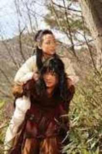 42358142_GTYMBYJIH - Yeo-Eui