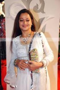 images (14) - Sana - Zarina Wahab