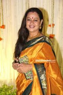 images (18) - Sana - Zarina Wahab