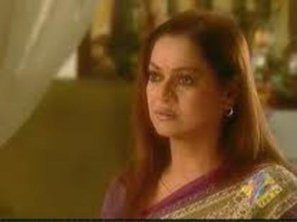 images (19) - Sana - Zarina Wahab