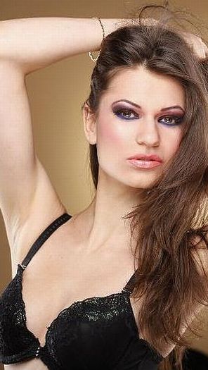 Iuliana-Minza-inainte - Iuliana Minza-Next top model
