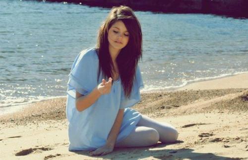 WEBKSNE1235 - Cele mai rare poze cu Selena Gomez
