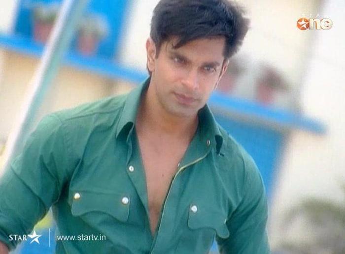 295719_264619156916724_140677749310866_832695_1180167026_n - xxKaran Singh Grover-Armaanxx