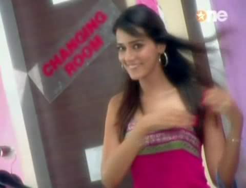 250046_204203619624945_140677749310866_605921_606209_n - xxDill Mill Gayye season 2xx