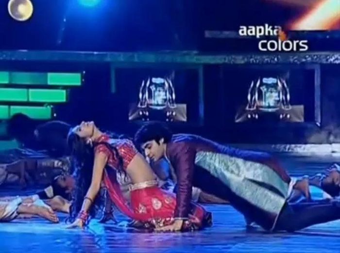 132327_162872987091342_140677749310866_338426_5444738_o - xxKaran Wahi si Jennifer Winget- Siddhant si Ridhimaxx