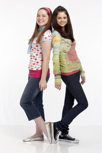 Alex-Russo-alex-russo-16110212-427-640 - Alex Russo