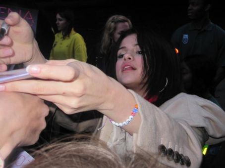 f4hvywm3e87wvhww - 0 selenaa