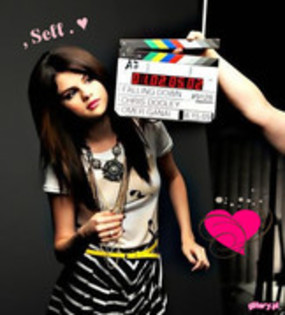 selena.jpg 6 - 0 selenaa