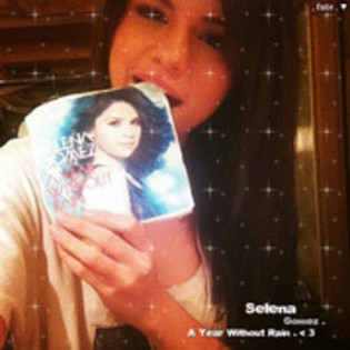 selena.jpg 89 - 0 selenaa