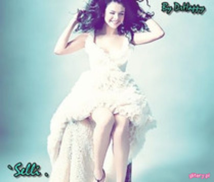 324 - 0 selena poze noi