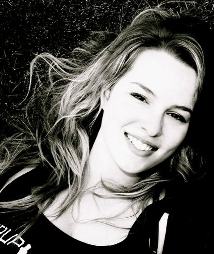 217241_191837917528340_182657998446332_564675_2685629_n - o - Bridgit Mendler - o