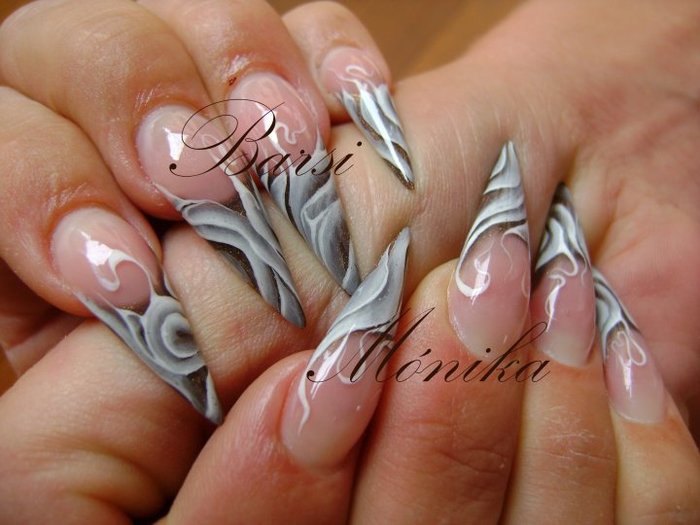 28189_100914596627882_100001280251502_4229_4339248_n - unghii adunate 5