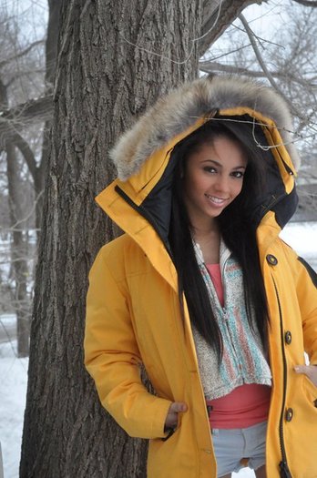 260192_105068669587380_105060476254866_41291_134808_n - Vanessa Morgan