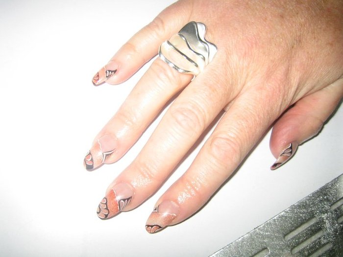 74635_1546856505412_1055012384_31352998_5656313_n - unghii adunate 5