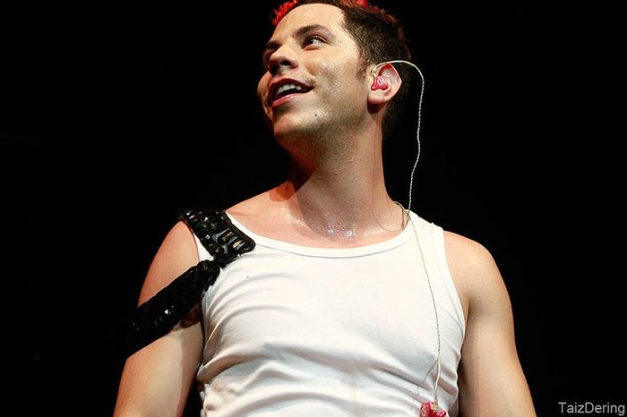 198422_210528495626862_147912375221808_872138_5635012_n