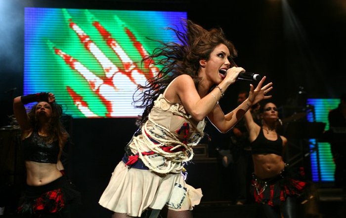 198894_210527655626946_147912375221808_872090_5870011_n