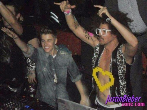 justin-bieber-lmfao1