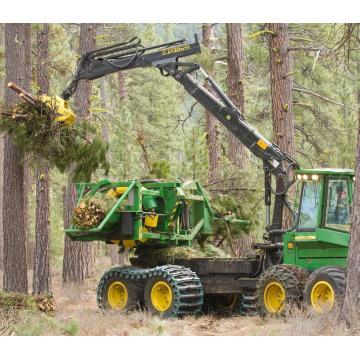 Utilaj-forestier-de-balotat-John-Deere-1490D_93061_1270617600