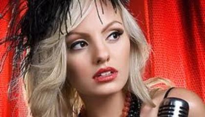 alexandra stan