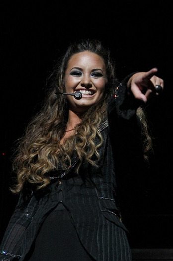 502 - Demi Lovato in concert 2011