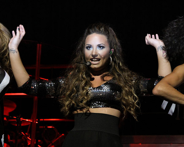 503 - Demi Lovato in concert 2011