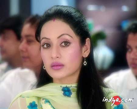 16652_1284017422581_1294493984_30877557_8215959_n - xxSonia Singh-Dr Kirti Mehra Raixx