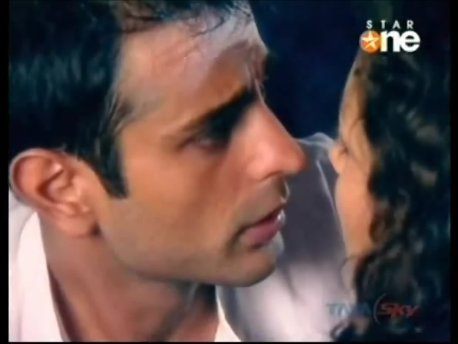226967_195639343814706_140677749310866_542306_6265680_n - xxMayank Anand si Drashti Dhami-Rahul si Muskaanxx
