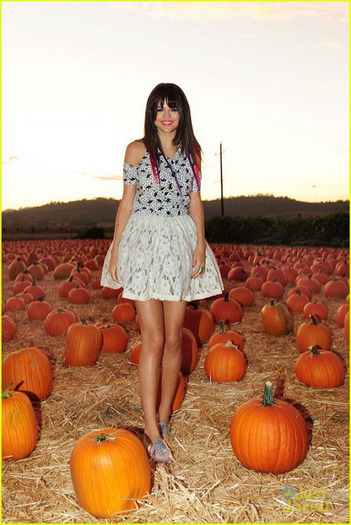 568 - Selena Gomez de Halloween