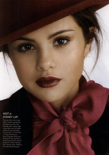 437 - Selena Gomez in revista