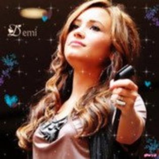 DemiDevonneLovato - 00_0 CoNcUrS_GLiTTERY - STop VOT