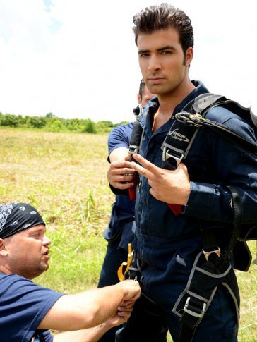 285548_216387785078234_100001210422180_650884_976339_n - Detras de camaras-Mi corazon insiste