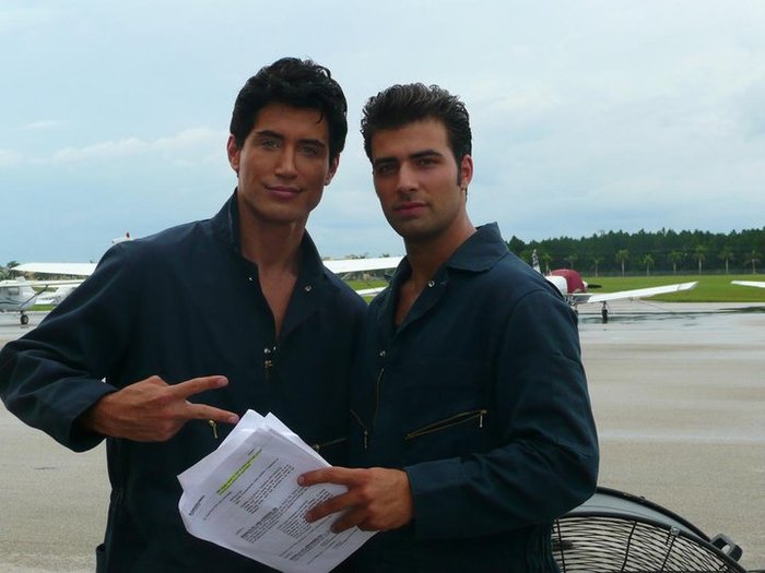 293535_220257884691224_100001210422180_662888_5835358_n