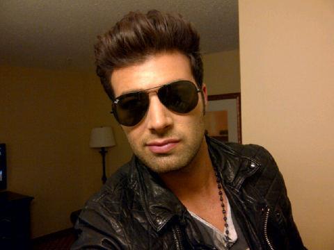 316990_229000630483616_100001210422180_692418_7378360_n