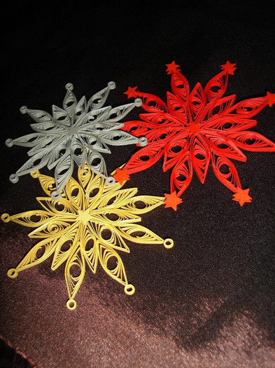DSC07817 - tehnica rularii hartiei -  quilling