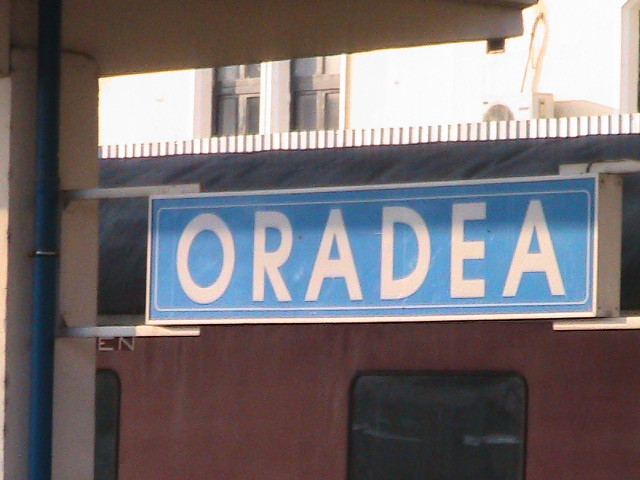 IN GARA LA ORADEA