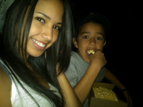 68200_154978647883716_152960398085541_260078_7401806_n - Jasmine V 1