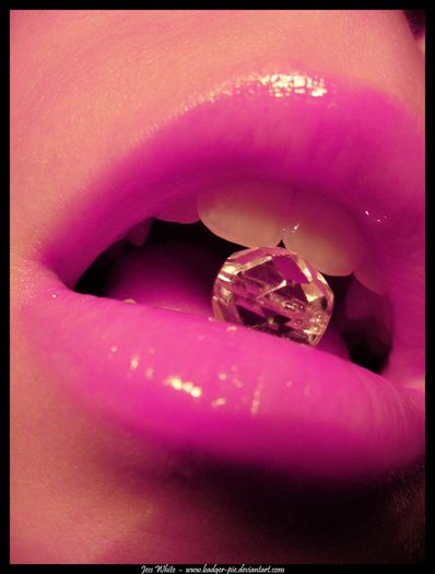 bead-diamond-jewel-lips-mouth-pink-Favim.com-101556 - Buze