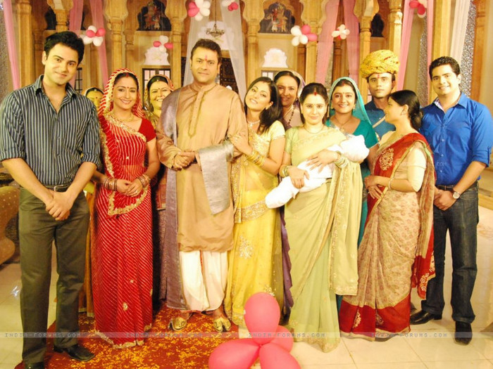 125714-maheshwari-family-in-ye-rishta-kya-kehlata-hai - x-Serialul Yeh Rishta Kya Kehlata Hai