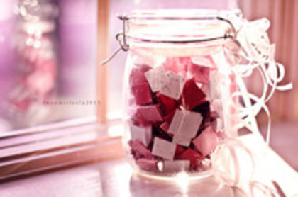 47254787_UPGVCHRMD - O-0 poze artistice