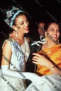 images (4) - AISHWARYA RAI MISS WORLD 1994