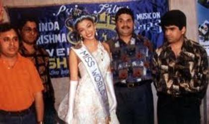 images (5) - AISHWARYA RAI MISS WORLD 1994