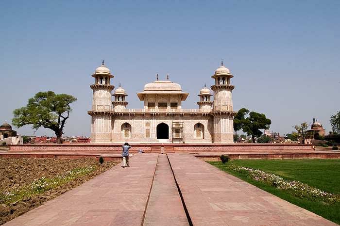 Itimat-ud-Daula-agra