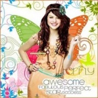 51506924_PHSCMPQZR - Selena Gomez 1